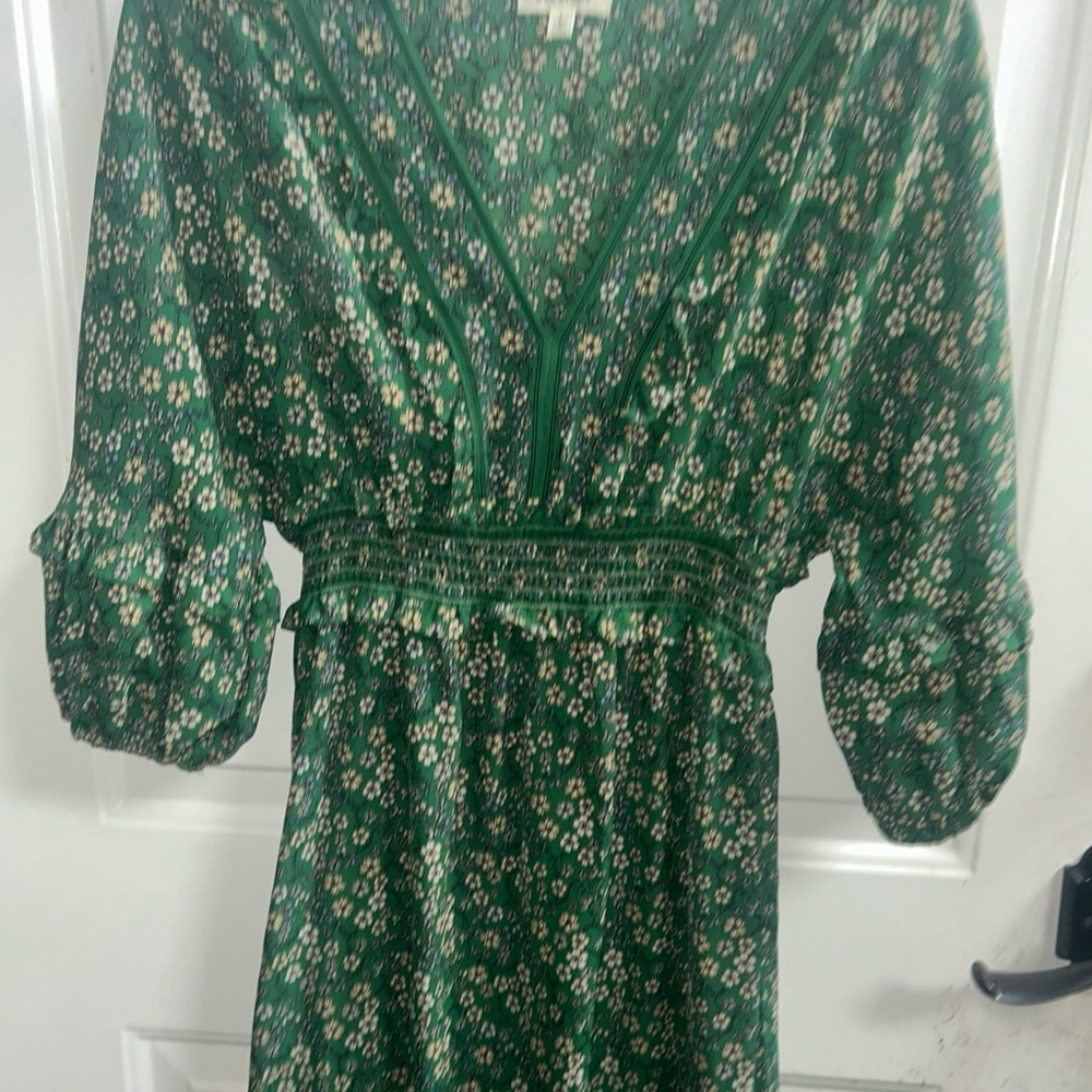 Max Studio Green Sundress with Bishop Sleeves - Picture 3 of 16
